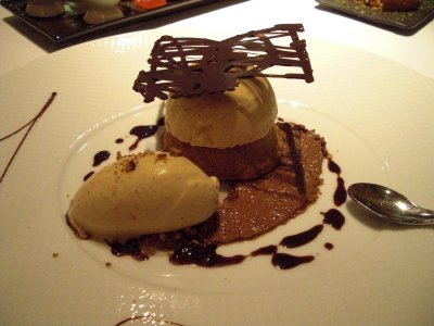 Hazelnut dessert